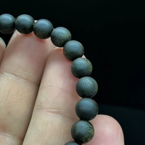 China Hainan Heqinan submerged 8mm Buddha beads bracelet - Image 5