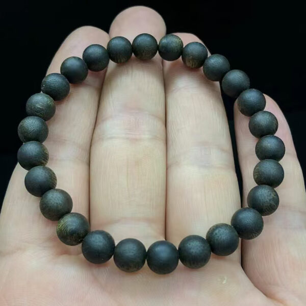 China Hainan Heqinan submerged 8mm Buddha beads bracelet - Image 3