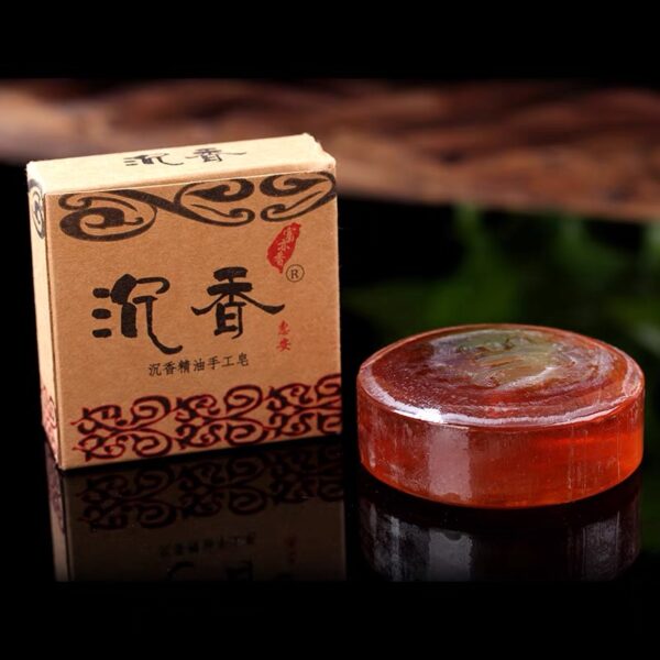 High quality Agarwood essential oil soap hand soap exfoliating improves skin care