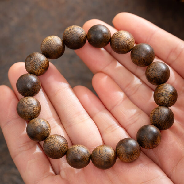 1.2 Qinan bracelet - Image 3