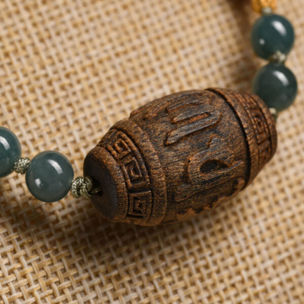 Hainan water Qi Nan six words Proverbs day beads - Image 2