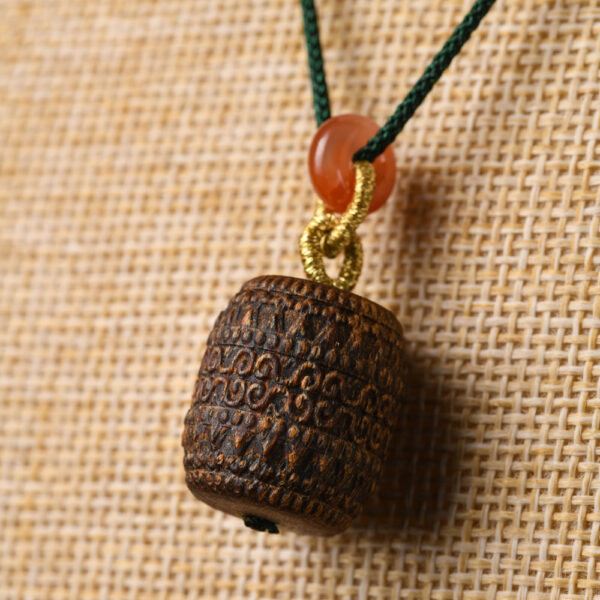 Chinan large bead pendant - Image 6