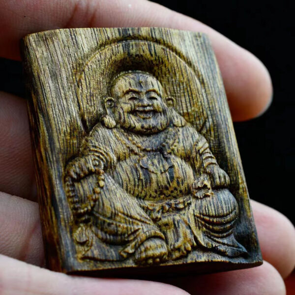 Engraved aloes pendant ・ Maitreya Buddha - Image 4